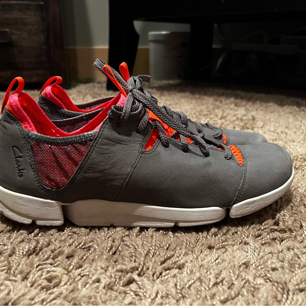Clark’s active gray and bright coral color shoes size 9